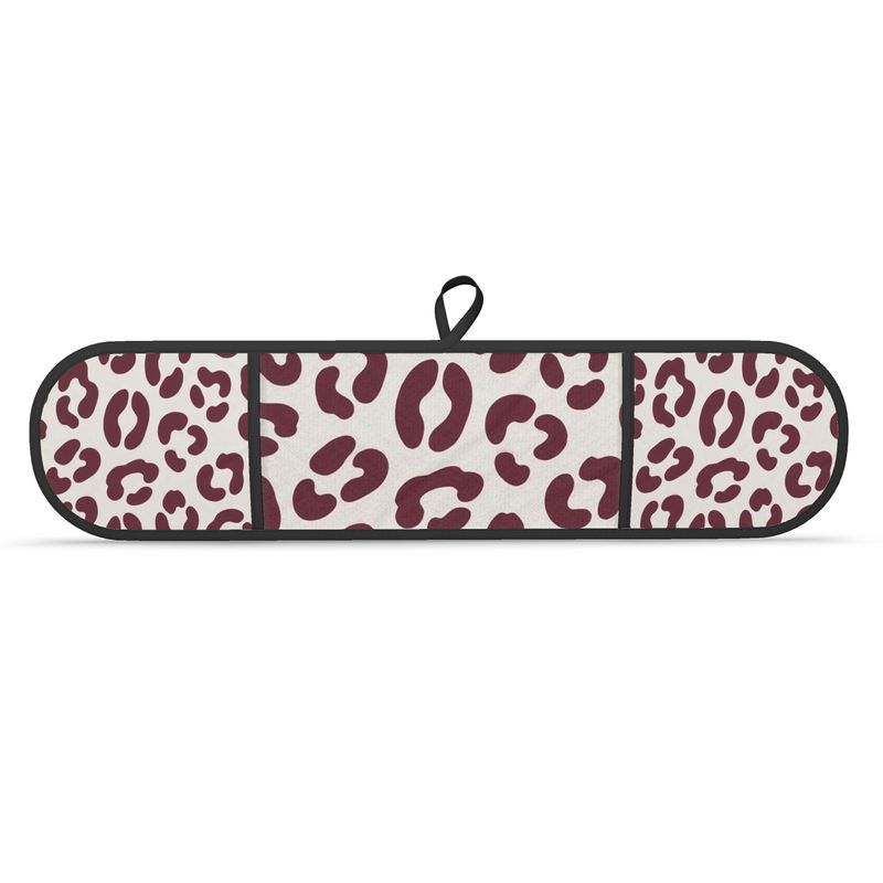 Stylish Christmas Oven Mitts with Leopard Print Design