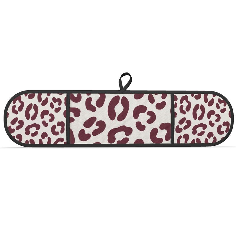 Stylish Christmas Oven Mitts with Leopard Print Design