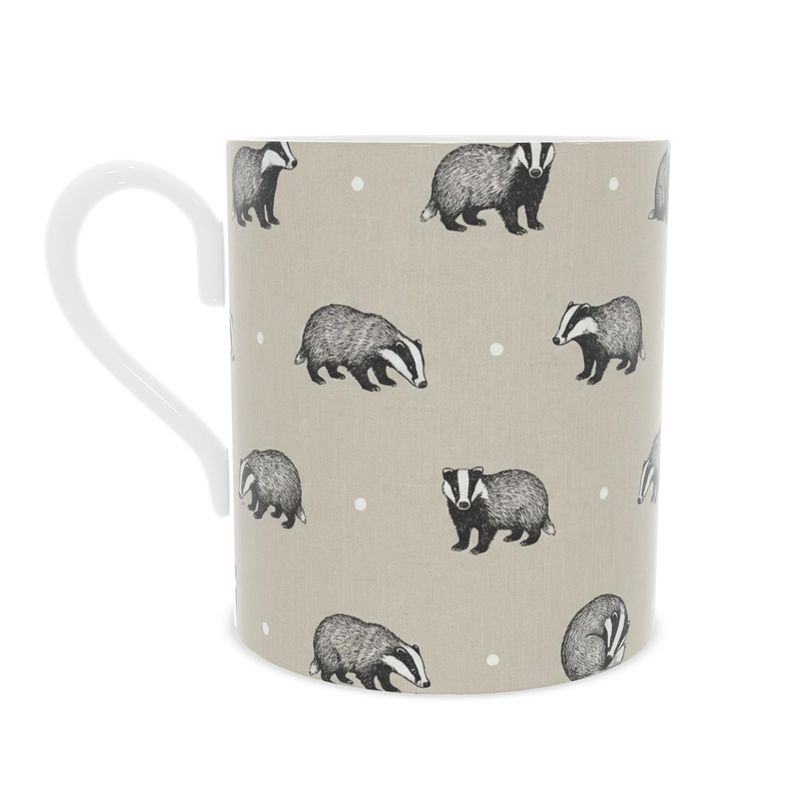 Elegant Badger Design Fine Bone China Mug - Country Cottage Style